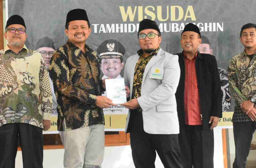 PD Persis Sumedang Wisuda 36 Kader Mubalig