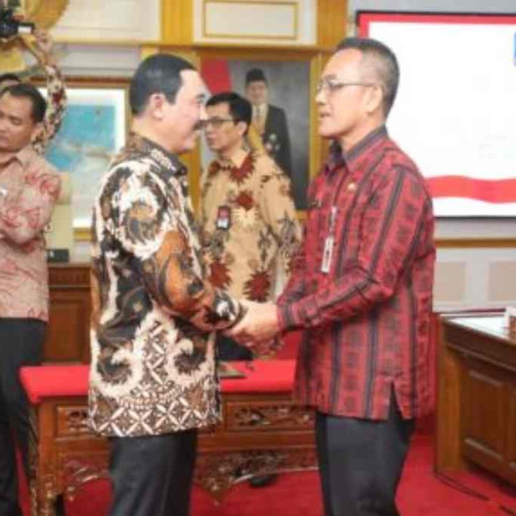 Rektor IPDN Jatinangor Sumedang Berganti, dari Murtir Jeddawi ke Hadi Prabowo