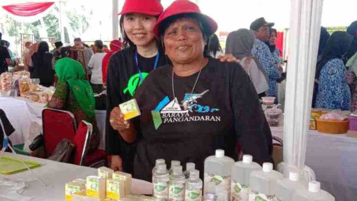 Warga Pangandaran Ciptakan Sabun dan Virgin Coconut Oil Tanpa Bahan Kimia