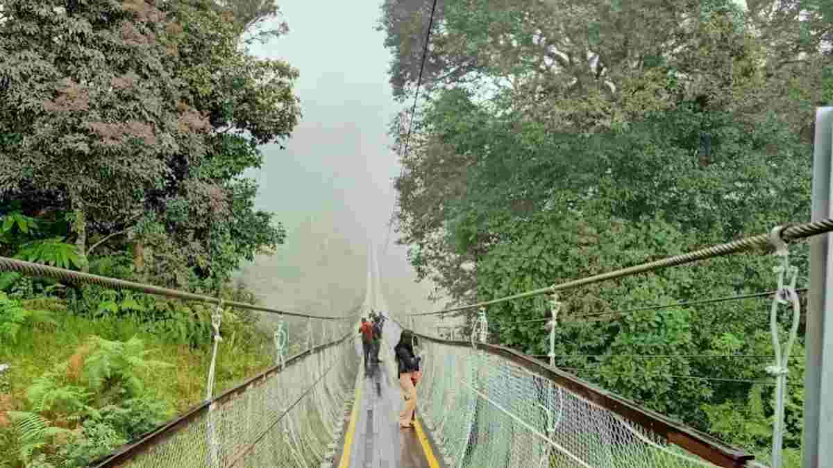 Jembatan Gantung Rengganis Bandung, Wisata Sambil Uji Nyali