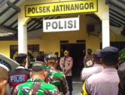 Jaga Soliditas, Kapolsek Jatinangor Sumedang Pimpin Apel Gabungan TNI, Polri Satpol PP