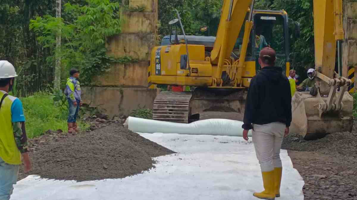 Perbaikan Jalan Conggeang Sumedang Terus Dikebut