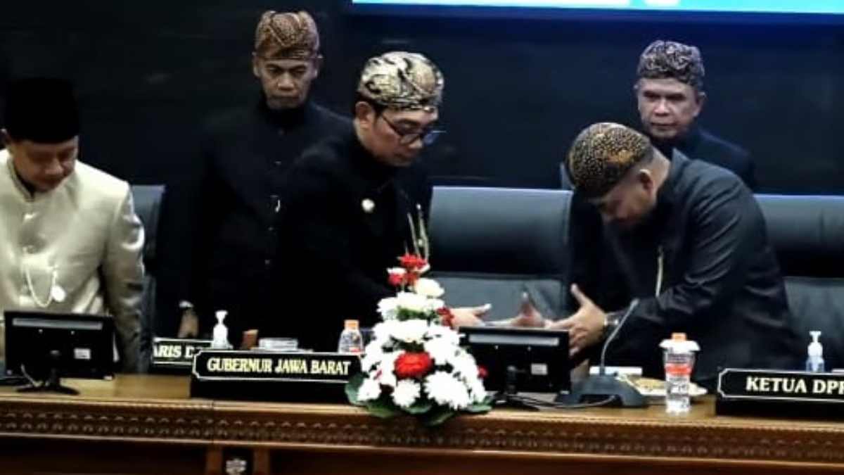 Ridwan Kamil Apresiasi Kerjas Keras Bupati Sumedang