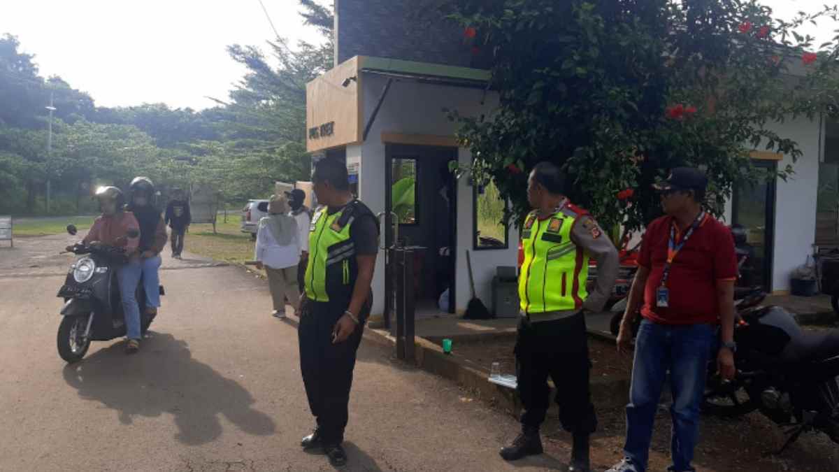 Wisatawan Serbu Tanjung Duriat Sumedang, Polisi Siaga