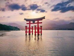 10 Destinasi Wisata Jepang, Tawarkan Pengalaman Tak Terlupakan