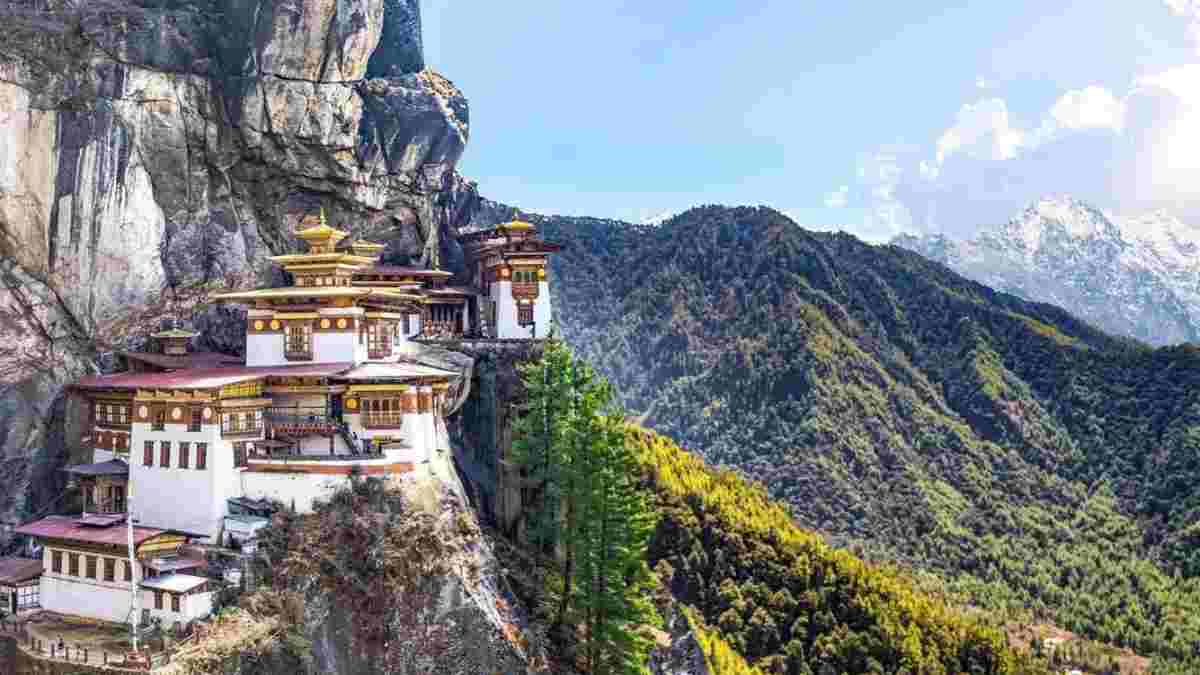 Wisata Bhutan, The Land of the Thunder Dragon