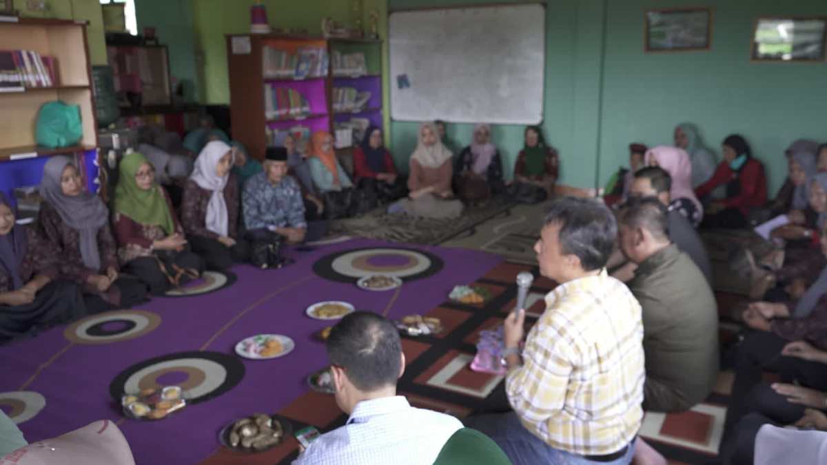 Museum Pendidikan Bu Een Sukaesih di Sumedang