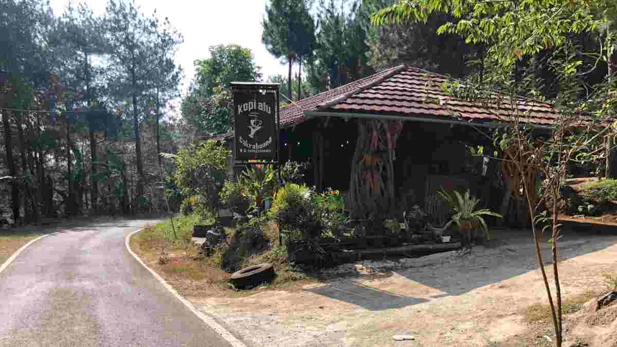 Kedai Kopi Alu Cakrabuana di Sumedang