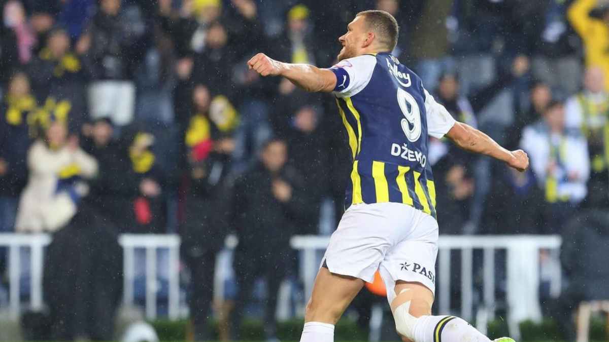 Fenerbahce Kokoh di Puncak Klasemen Liga Turki