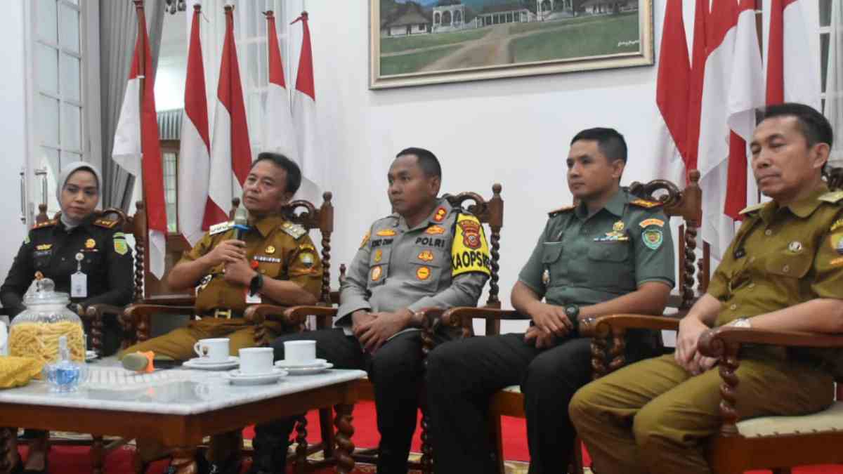 Pemkab Sumedang Maksimalkan Distribusi Bantuan bagi Korban Gempa saat Proses Pemulihan