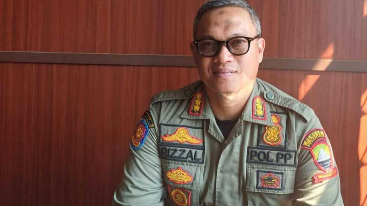 Lawan Peredaran Rokok Ilegal, Satpol PP Sumedang Kenalkan Aplikasi Siroleg