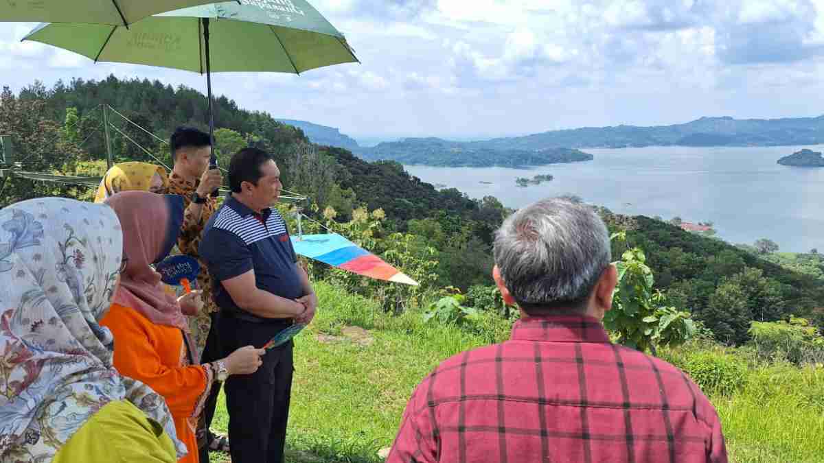 Pj Bupati Sumedang Cek PSN hingga KEK Geopark Lembah Cisaar-Jatigede