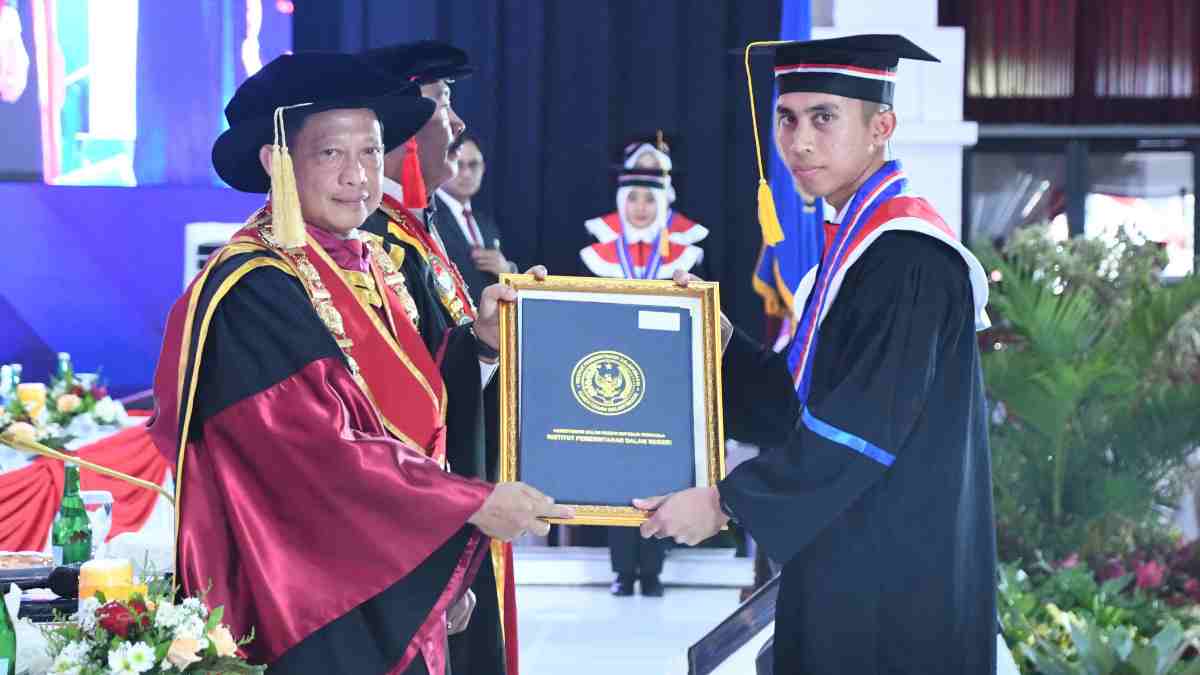 Mendagri Tegaskan Wisudawan IPDN Perkuat Landasan Ilmu dan Implementasi Kebijakan