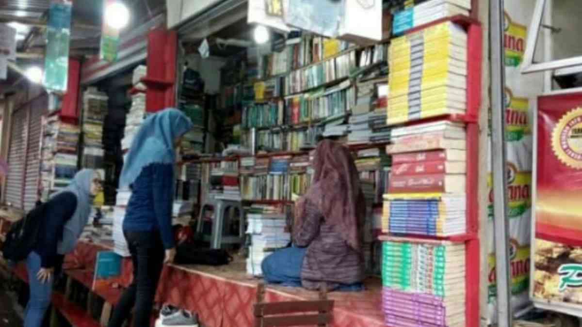 Bisnis Buku Bekas di Jatinangor Sumedang