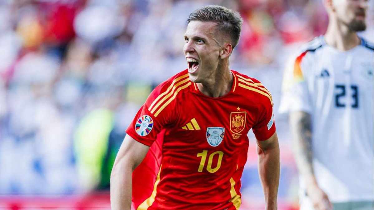 Dani Olmo Resmi Gabung Barcelona