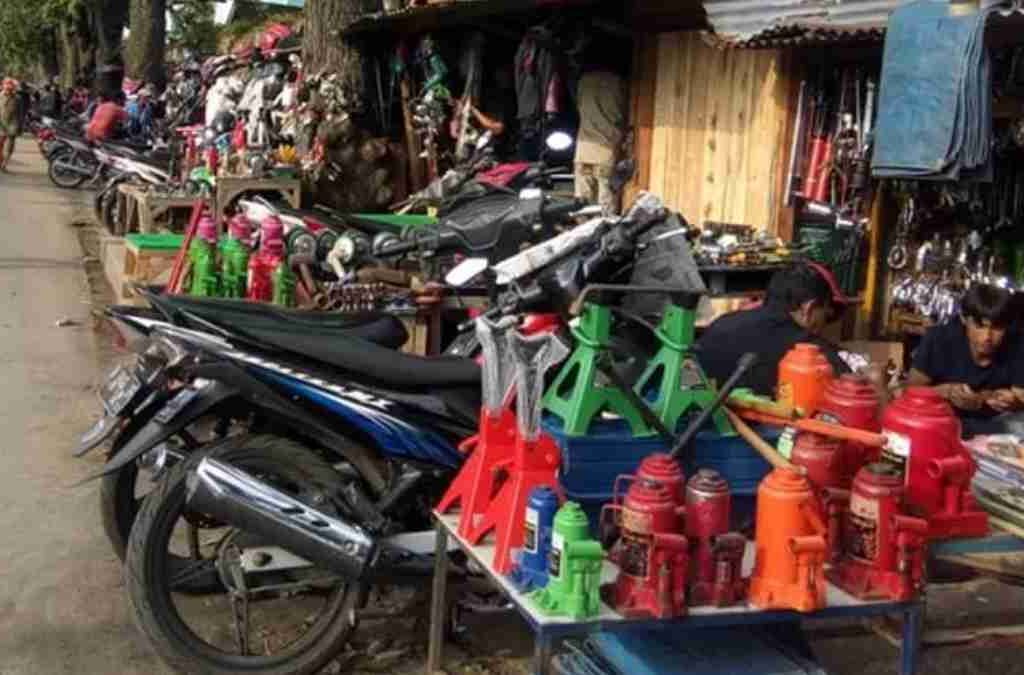 Jalan Jatayu Bandung Surganya Pencinta Otomotif