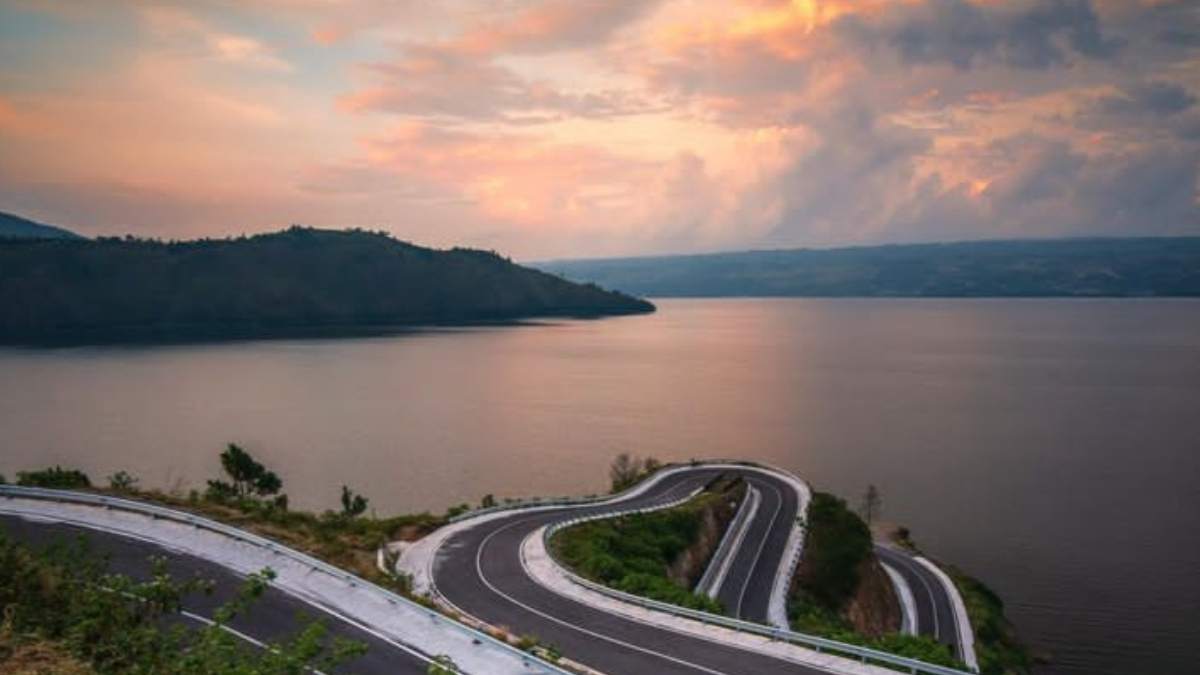 Pesona Danau Toba, Surga Alam dan Budaya di Sumatera Utara