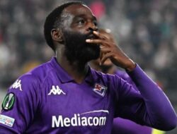 Setelah Alex Valle, Como Datangkan Jonathan Ikone dari Fiorentina