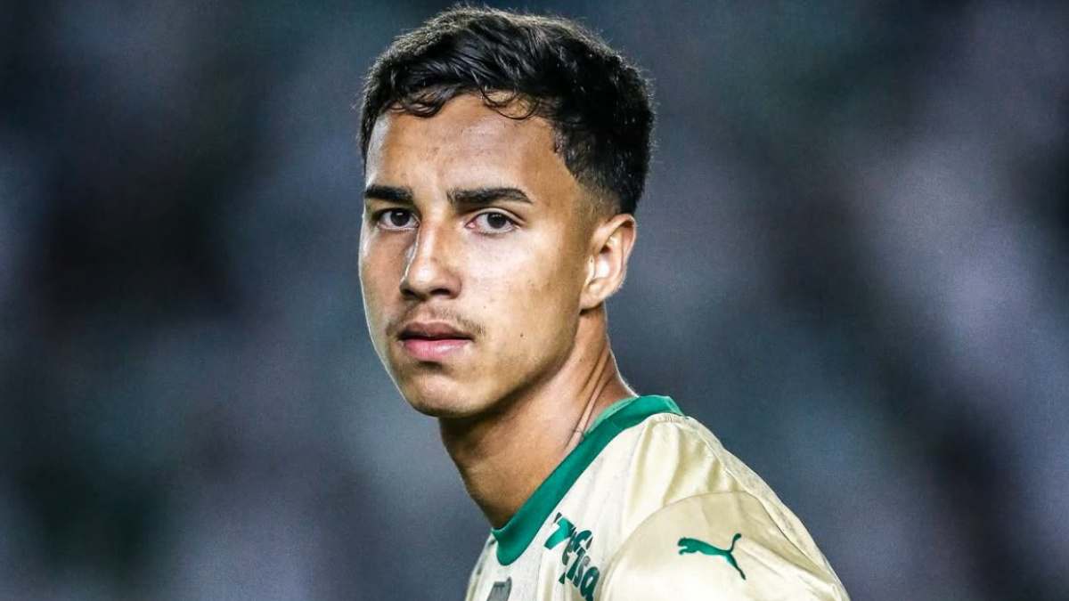 Man City Coba Rayu Bek Muda Brasil dari Palmeiras