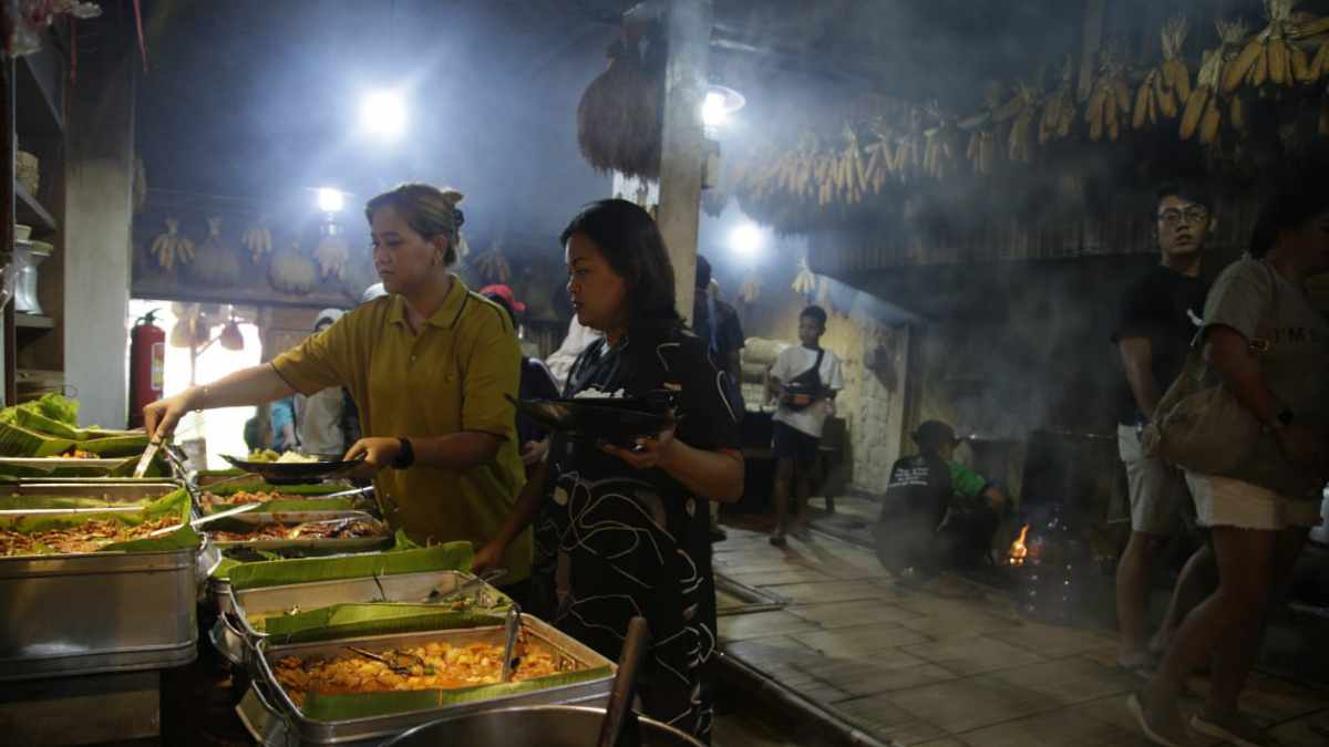 Pesona Kampung Sunda Bandung