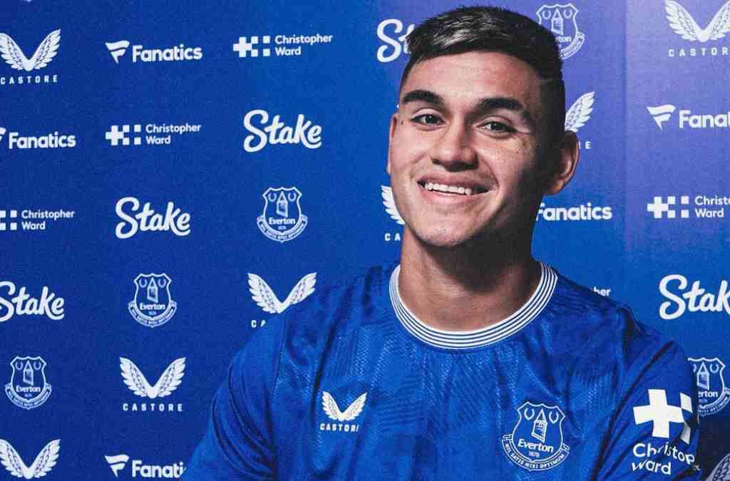 Charly Alcaraz Gabung Everton dari Flamengo