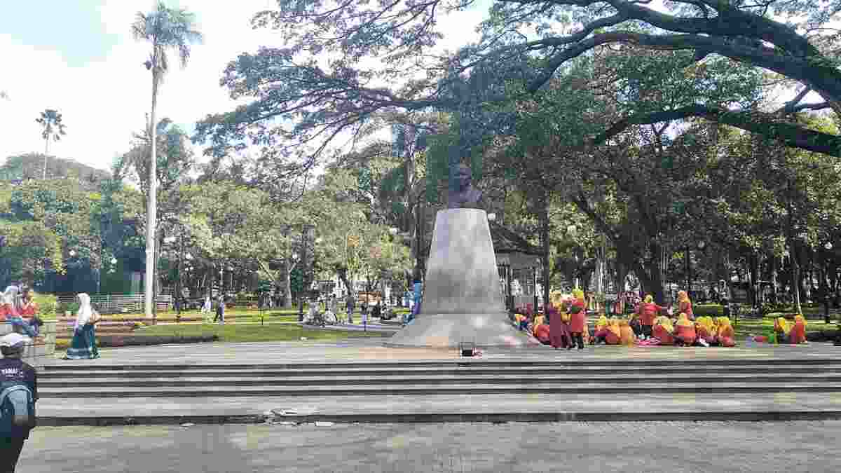 Pengelolaan Taman Kota demi Ruang Hijau yang Nyaman