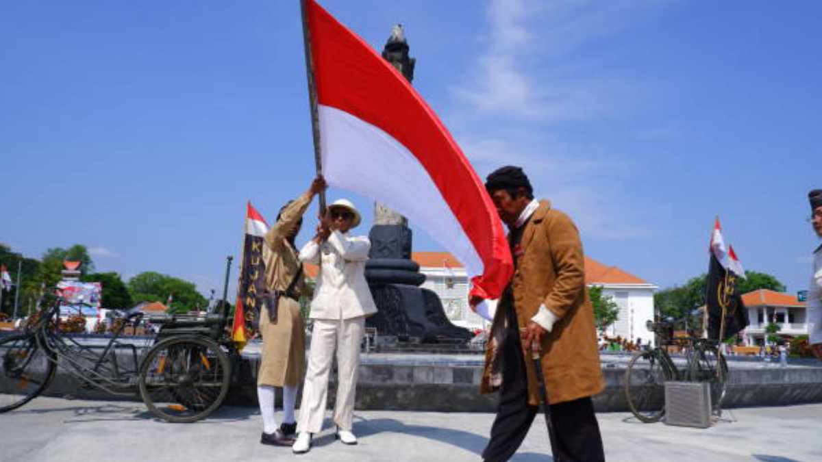 Seberkas Cahaya untuk Indonesia Gelap