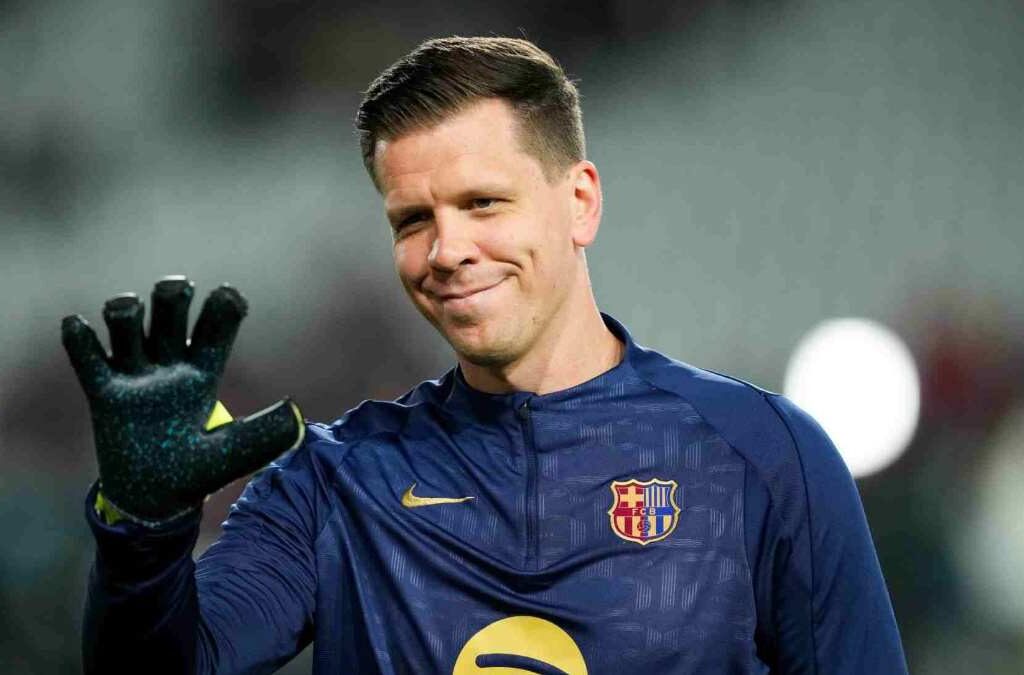 Tampil Gemilang Gantikan Ter Stegen, Barcelona Perpanjang Kontrak Szczęsny hingga 2026