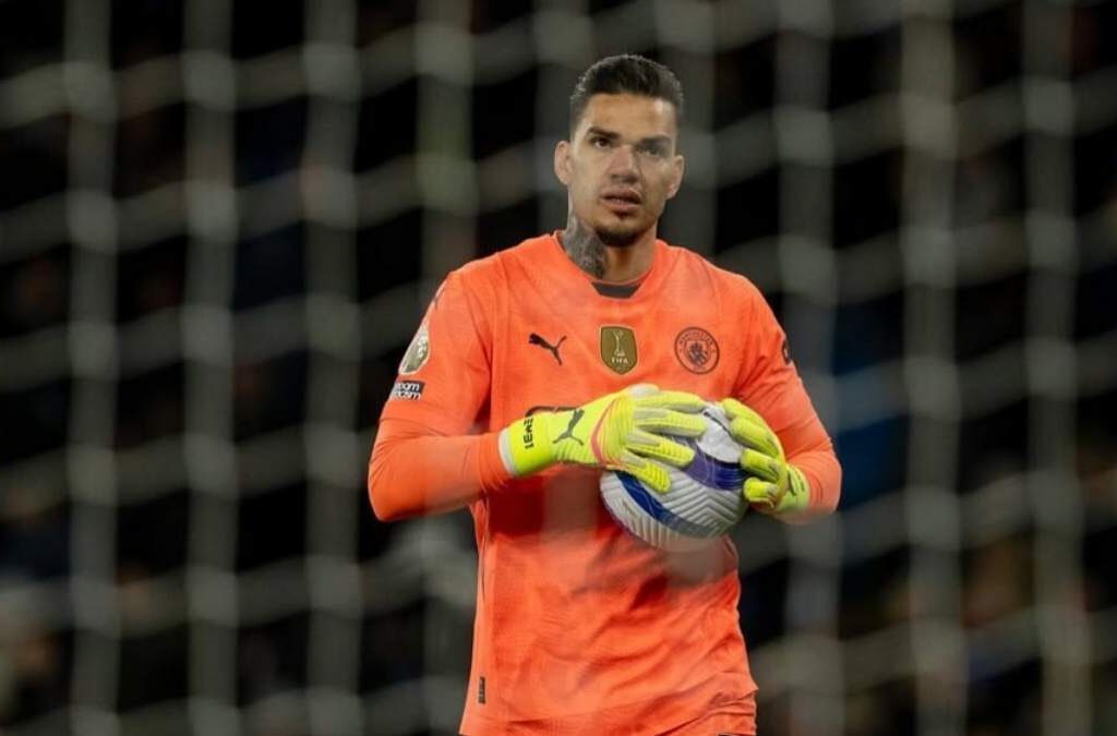 Ederson Berpeluang Pergi dari Man City