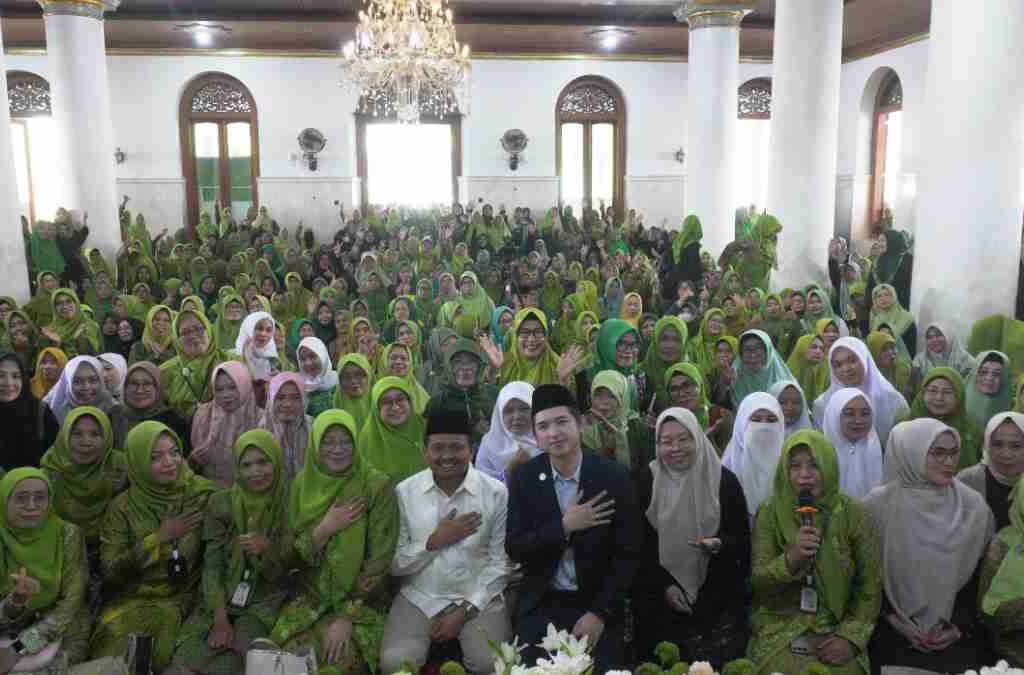 Koh Dennis Lim Isi Tablig Akbar dalam Rangka Hari Jadi Ke-447 Sumedang