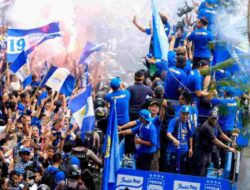 Bandung Lautan Biru, Ribuan Bobotoh Rayakan Persib Juara Liga 1 2024/2025