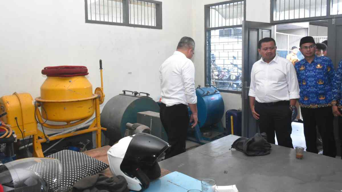 Bupati Dony Apresiasi Kinerja PUTR Sumedang