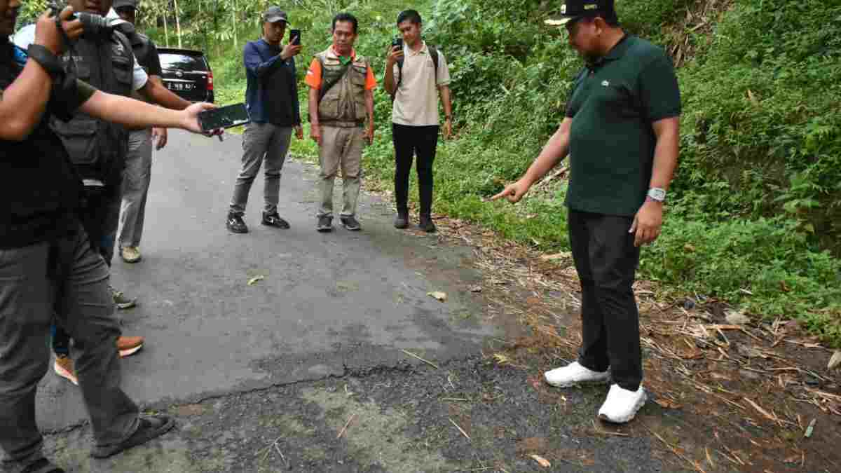 Bupati Sumedang Targetkan 2027 Jalan Kabupaten Kinclong