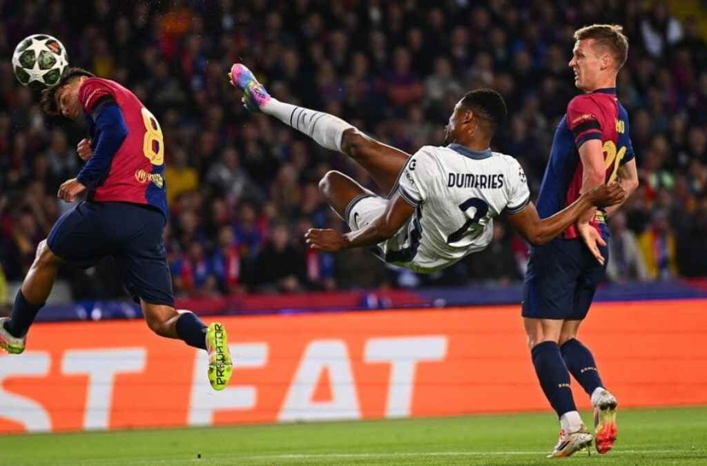 Denzel Dumfries Samai Rekor Del Piero dan Firmino di Liga Champions