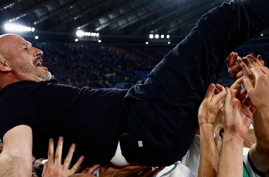 Diminati AC Milan, Vincenzo Italiano Pilih Bertahan di Bologna