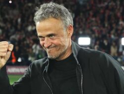 Kalahkan 4 Raksasa Inggris hingga Tembus Final UCL, Pelatih PSG: Kami Ini dari Liga Petani!