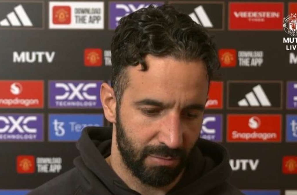 Lolos Final Europa League Tapi Nyaris Degradasi di Liga Inggris, Pelatih Man United