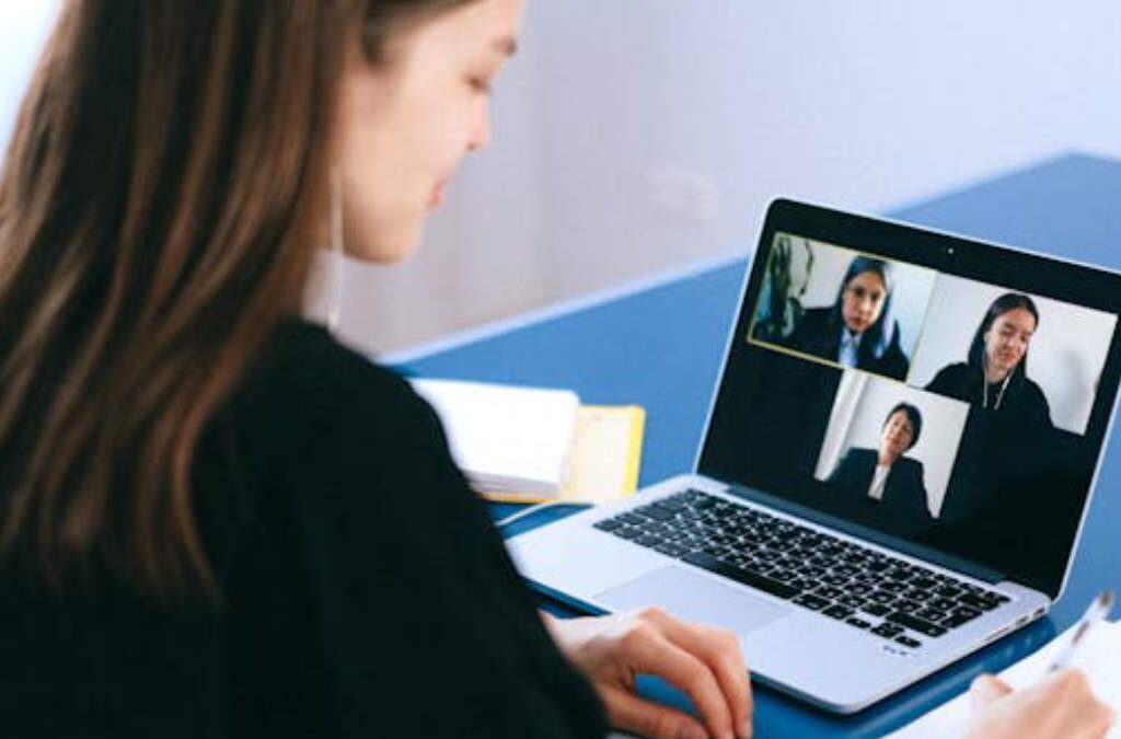 Microsoft Setop Operasi Skype 5 Mei