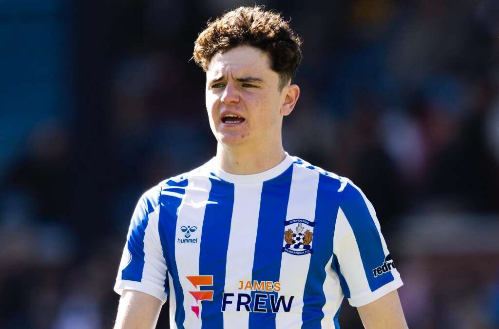 Swansea City Gaet Striker Muda Skotlandia dari Kilmarnock