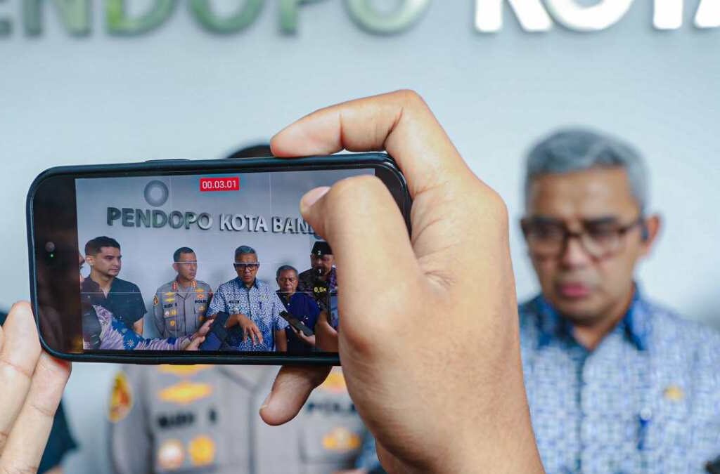 Tak Ikut Pawai Juara Persib, Farhan Jadi Sweeper