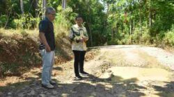 Bupati Sumedang Tinjau Jalan Cibareubeu Jatinunggal