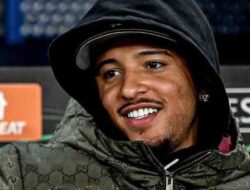 Nego Gaji dengan Chelsea Gagal, Jadon Sancho Tetap Masuk Daftar Jual Man United