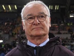 Ranieri Tolak Tawaran Jadi Pelatih Timnas Italia, Pilih Bertahan di AS Roma
