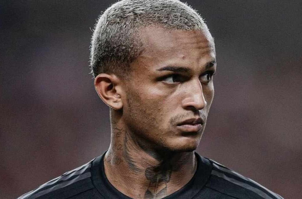 AS Roma Geber Transfer Bek Muda Brasil