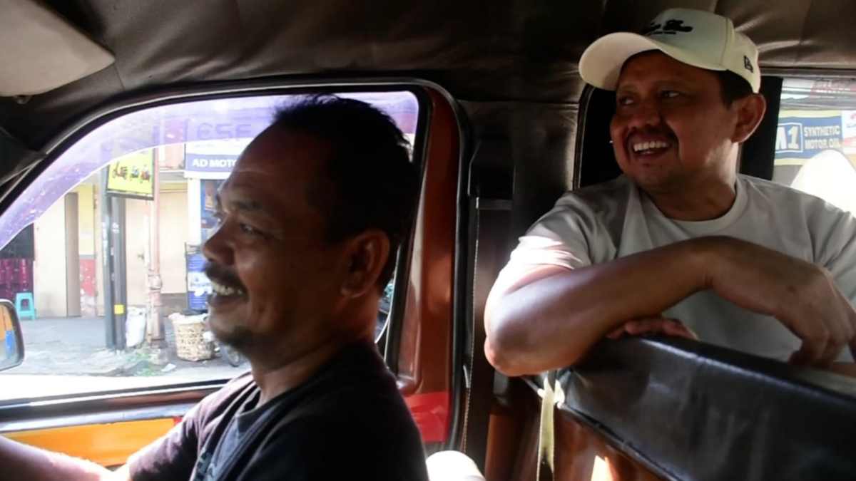 ASN di Sumedang Naik Angkot Setiap Jumat