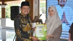 Baznas Sumedang Salurkan Dana ZIS ASN kepada 1.000 Mustahik