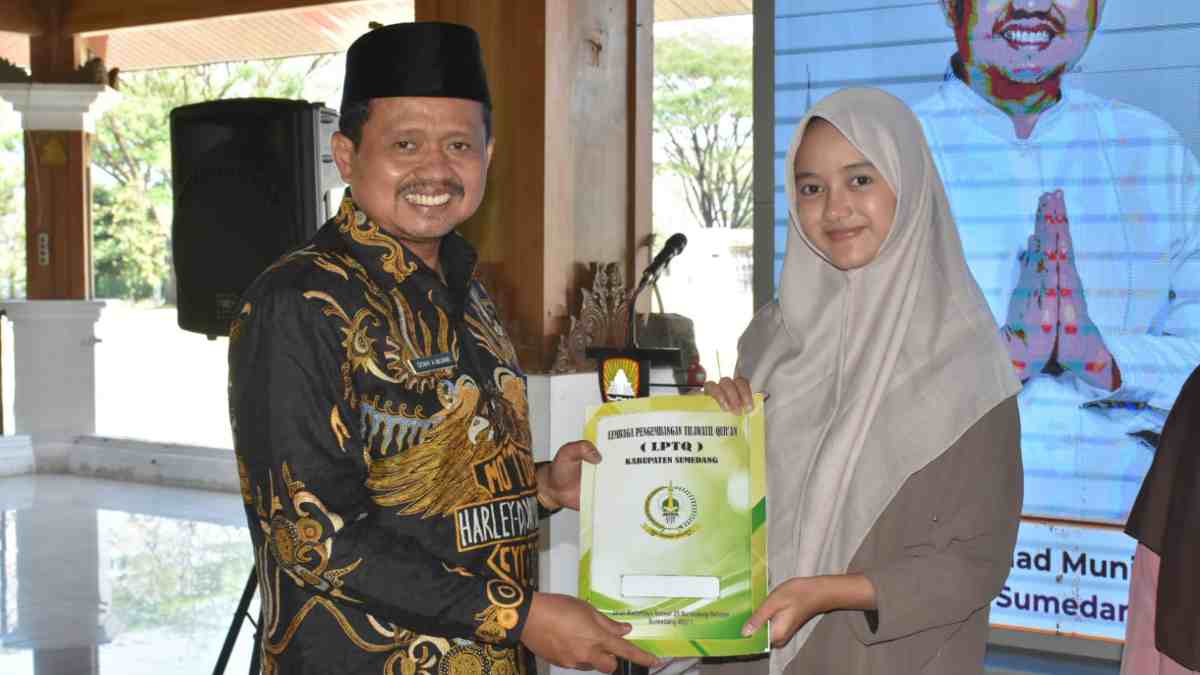 Baznas Sumedang Salurkan Dana ZIS ASN kepada 1.000 Mustahik