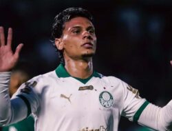 Benfica Siap Bajak Target Transfer AS Roma