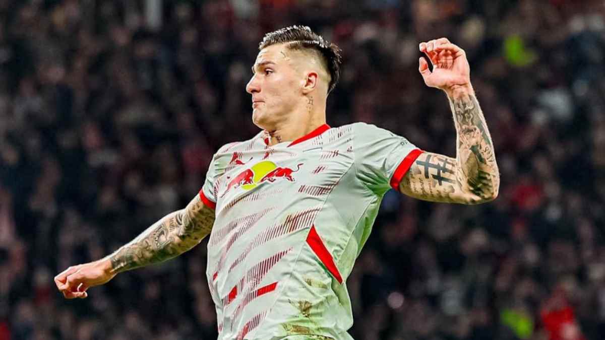 Manchester United Salip Newcastle dalam Perburuan Benjamin Šeško