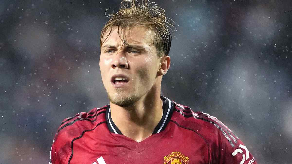 AC Milan Ajukan Tawaran, Højlund Ngotot Bertahan